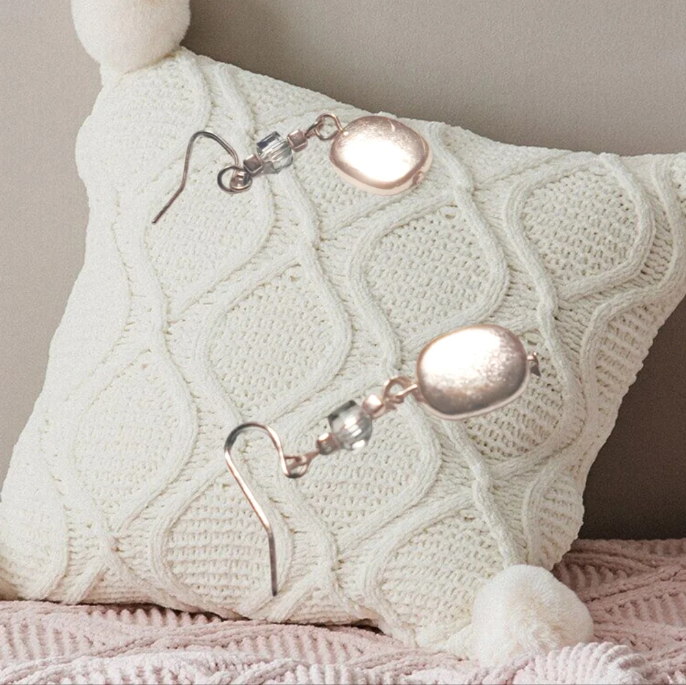 👣4/$20. Rose Gold Tone Earrings - Picture 3 of 6